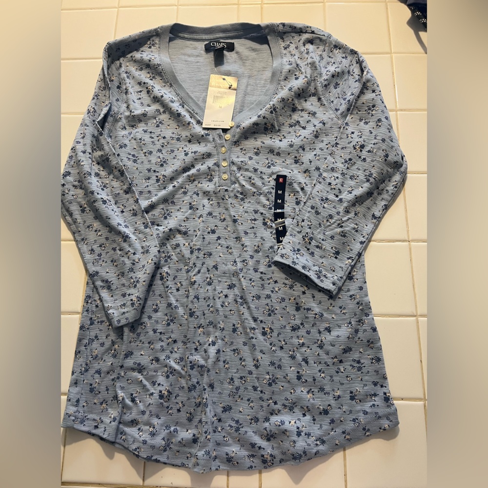 Long sleeve tee